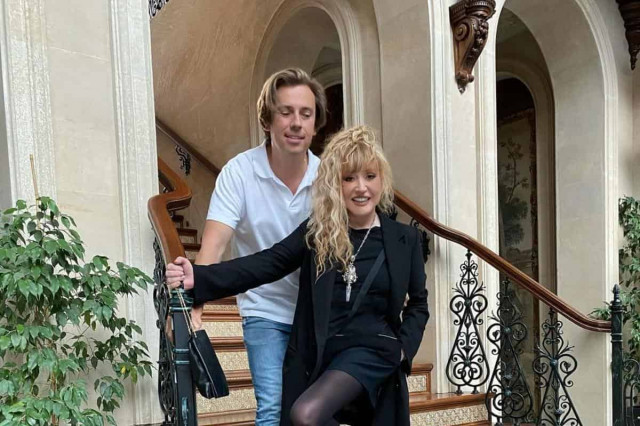 РосЗМІ показали будинок на Кіпрі, в якому зараз живуть Пугачова і Галкін
