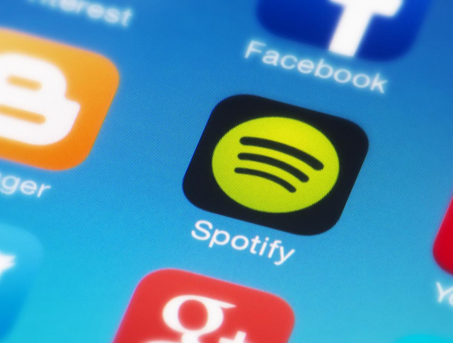 З музичної платформи Spotify видалили пісні артистів-путіністів: що відомо
