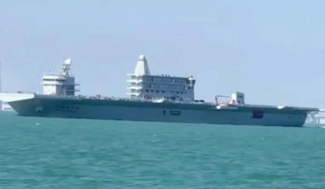 Китай вивів у море таємничий корабель, його призначення невідоме, - ЗМІ
