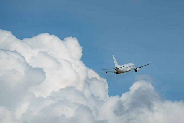 Країни Балтії попередили про ризик авіакатастроф через глушіння GPS з боку Росії
