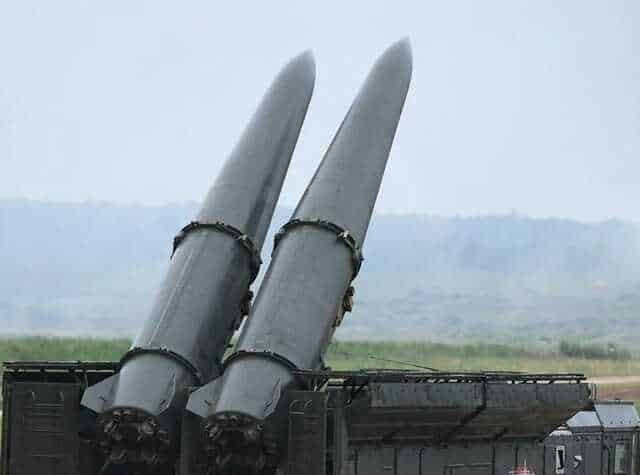 Несподівано: у бік російських позицій полетіли північнокорейські ракети - Financial Times
