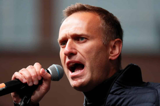 No serious threat to Kremlin critic Navalny's life, symptoms improving: spokeswoman