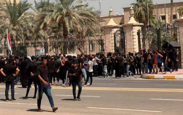 Стычки с полицией и комендантский час: в Багдаде вспыхнули протесты
