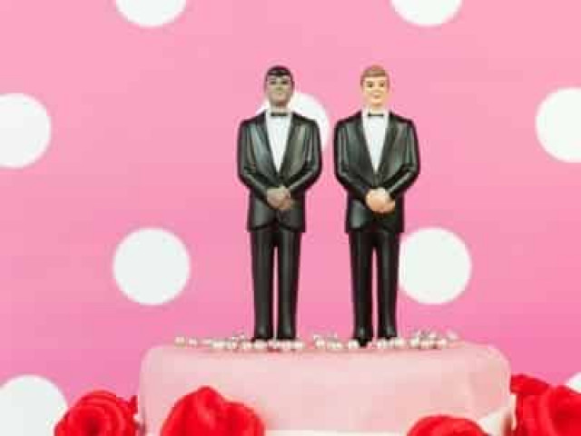 Мексика полностью легализовала однополые браки
