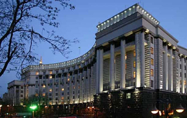 Минфин продал ОВГЗ на 116 миллиардов за месяц