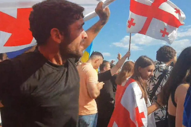 Ключовий союзник Заходу згинається під тиском Росії, - WSJ
