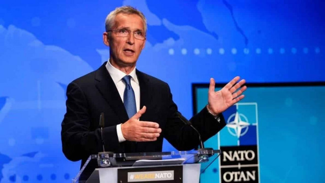 Генсек НАТО: Україна має право бити по Росії, щоб захищатися
