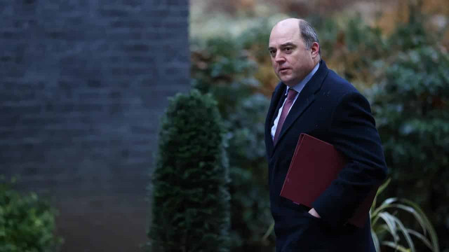 Воллес подав у відставку з посади міністра оборони Британії
