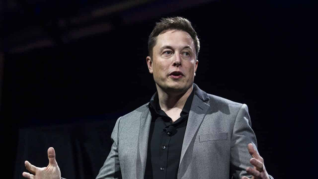 Маск готов продать акции Tesla, чтобы спасти человечество от голода